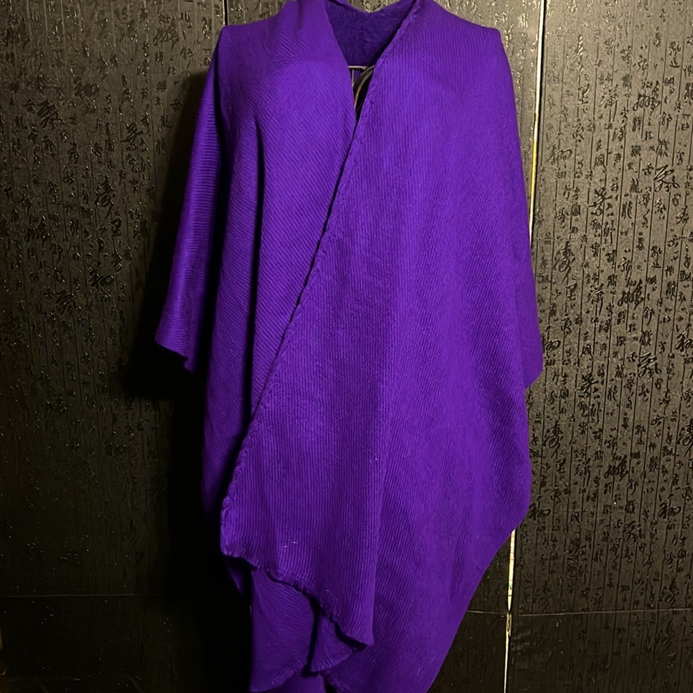Purple knitted wrap